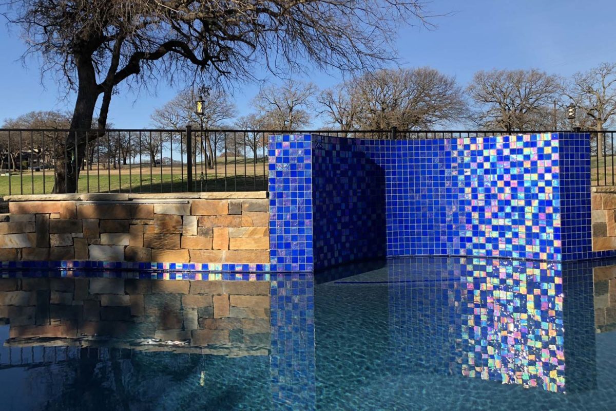 R1C Intense Blue raised wall