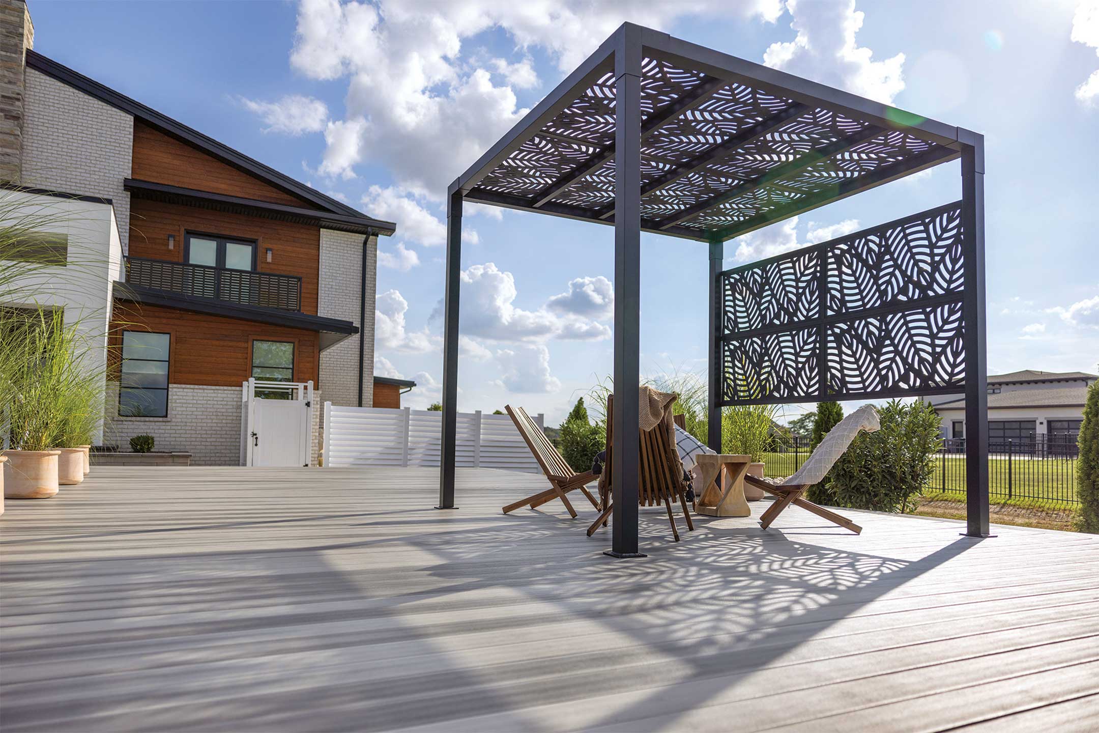 Barrette-Deck-and-Pergola-hero-image