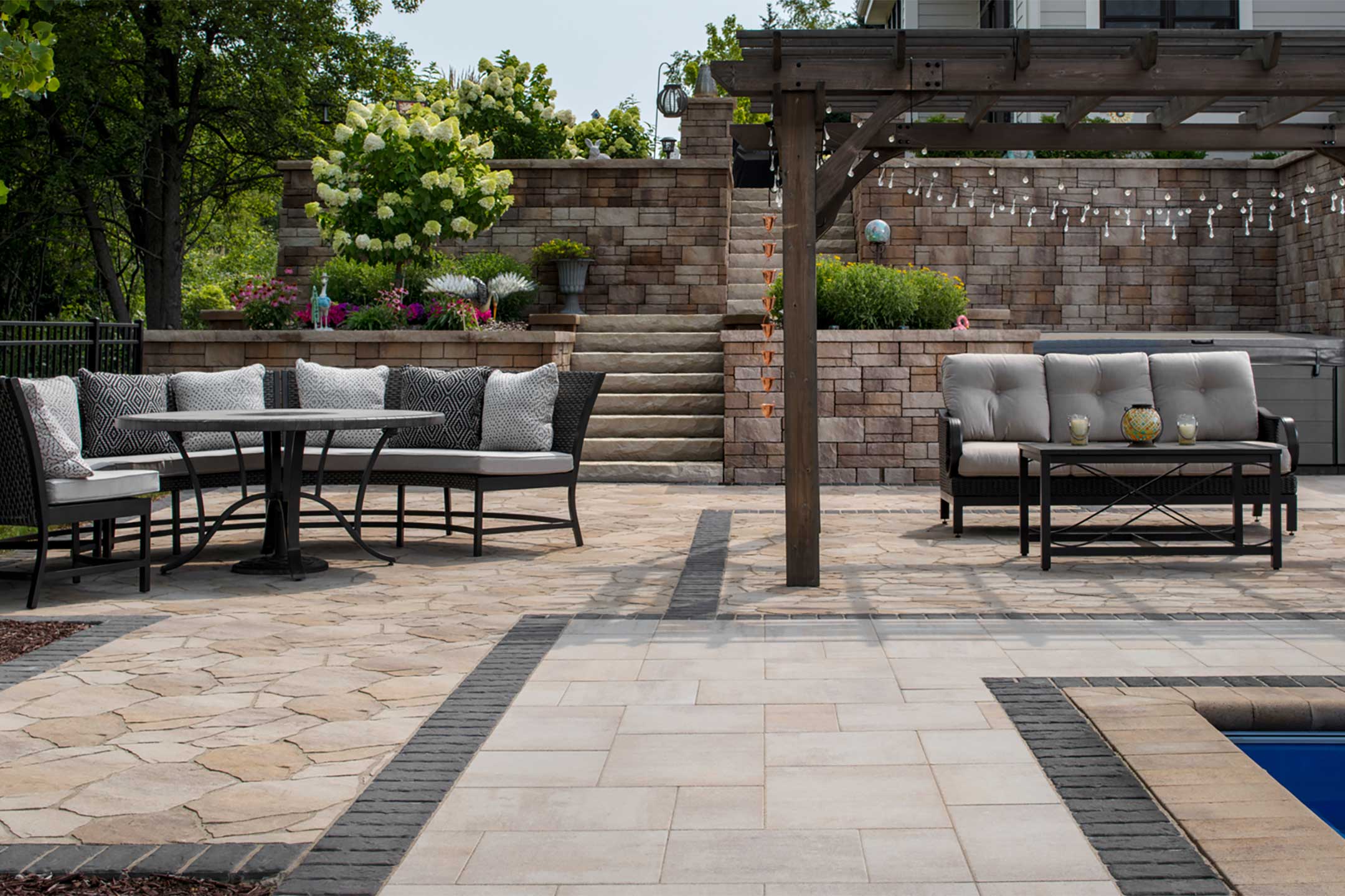 Belgard-accessories-landingpage-heroImage