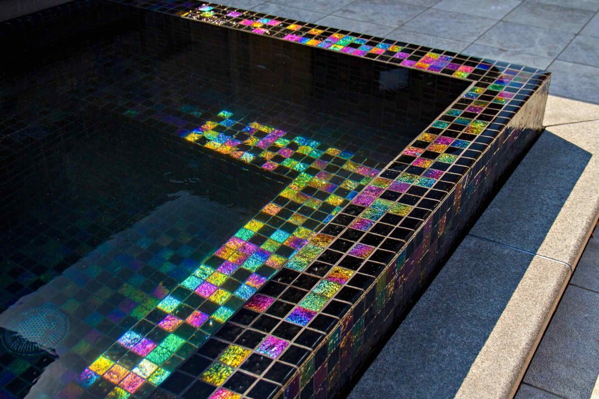 Spa Photo of Lightstreams Absolute Black Tile