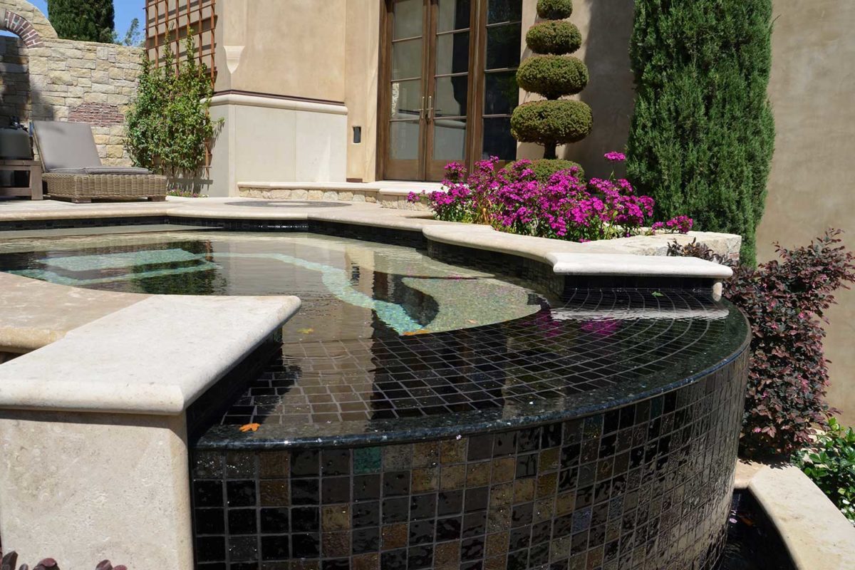 G1C Obsidian raised spa wall photo